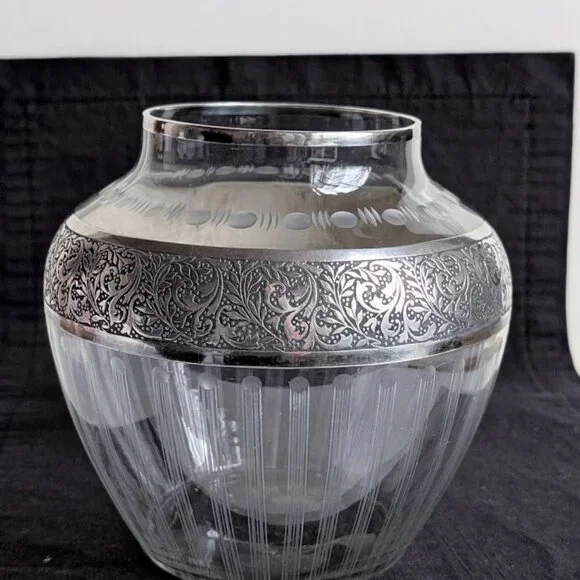 Vintage Fine American Cut/Etched/Frosted Glass Vase W/ Silver Overlay 6.2